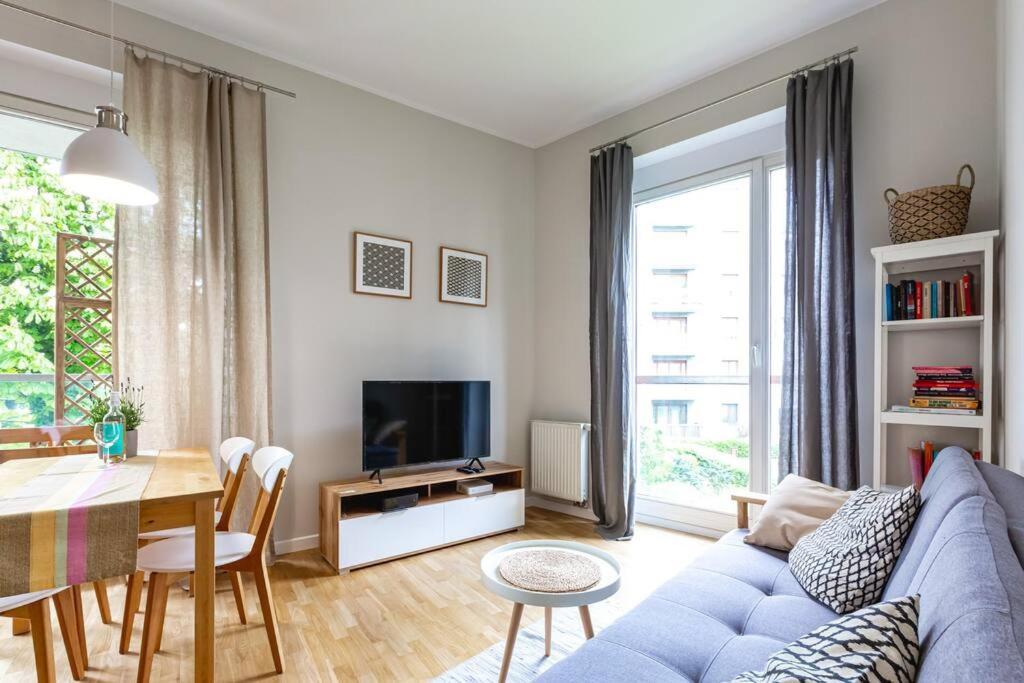 Bright And Cozy Apartment Near Park, With A Huge Terrace. Warsaw Luaran gambar